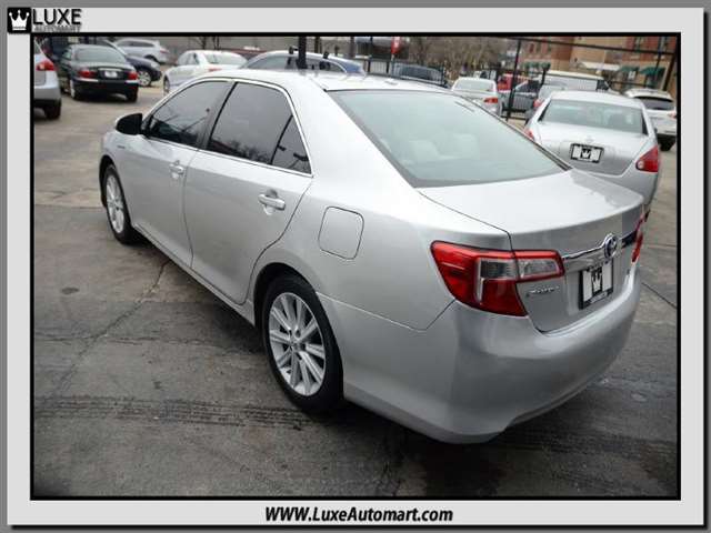 Toyota Camry 2014 photo 10